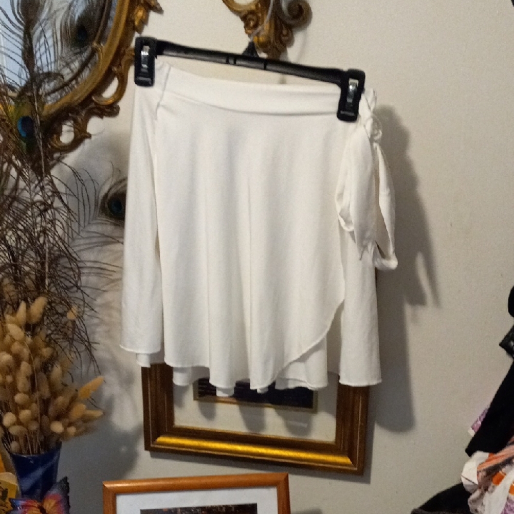 Elegant White Women's Skirt